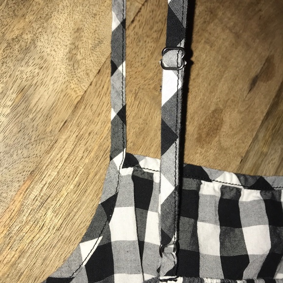 Checkered Romper - Picture 3 of 3